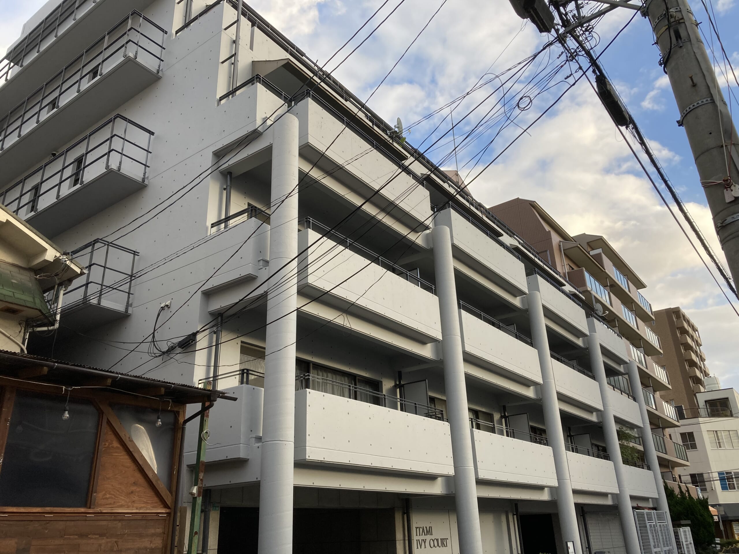 訪問看護ステーションライフイズ伊丹